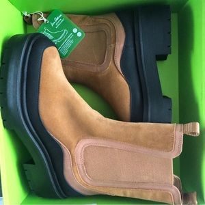 Sam Edelman Lulia Suede Boot Water Resistant Lug Sole in Camel / New Whiskey